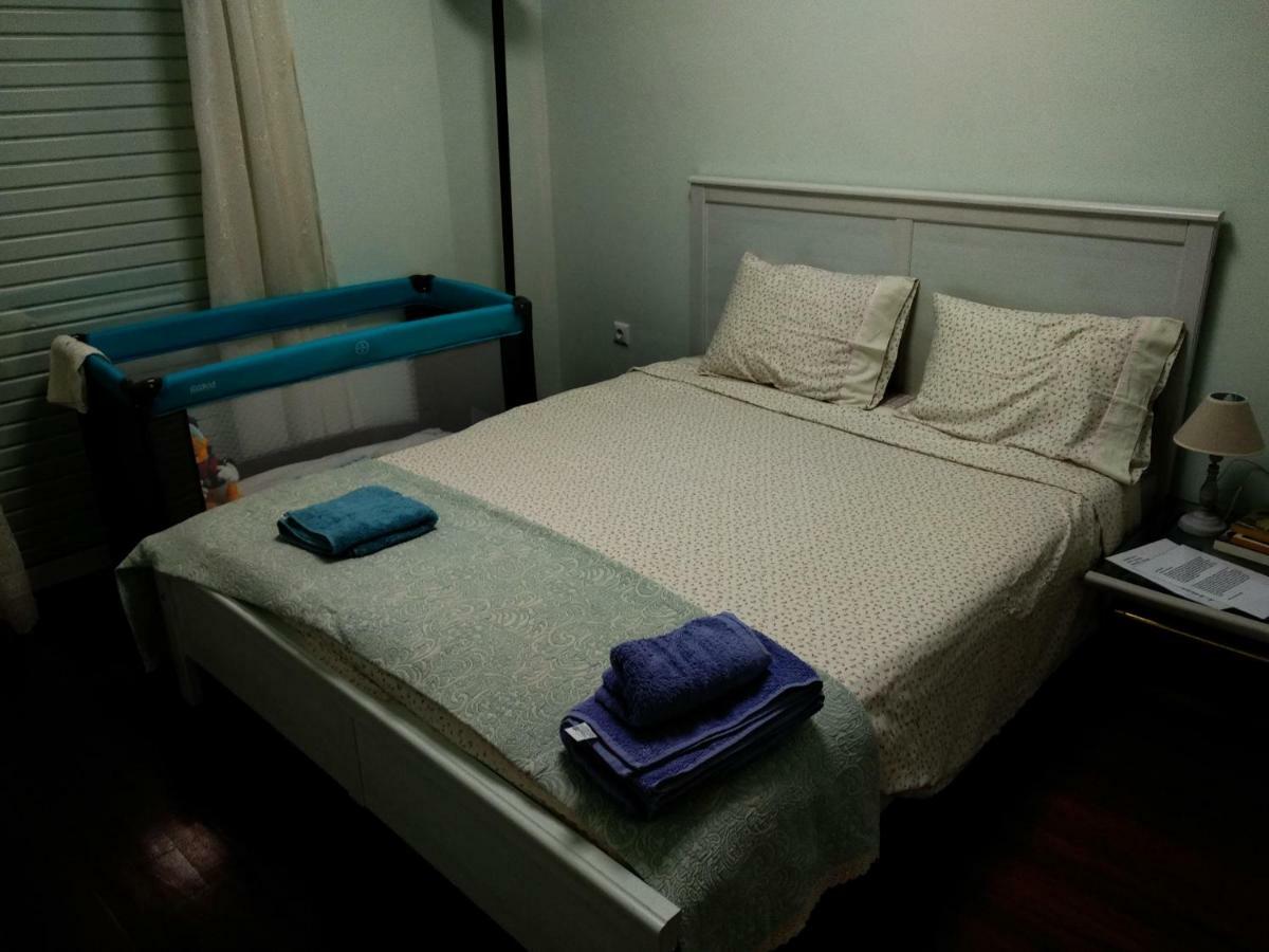 Cozy & Quiet Central Apartment Kalamata Bagian luar foto
